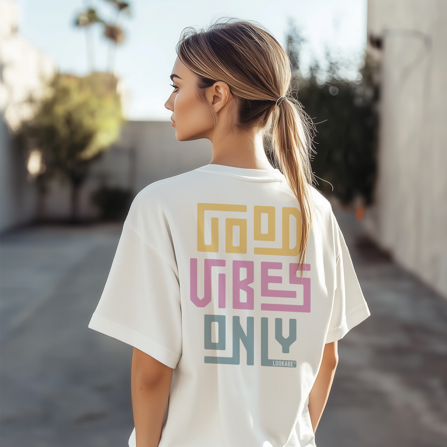 T-Shirt "Good Vibes only"
